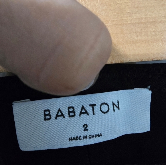 Babaton Atelier tappered cropped leg Black Pants Neutral basic wardrobe staple - Picture 8 of 10